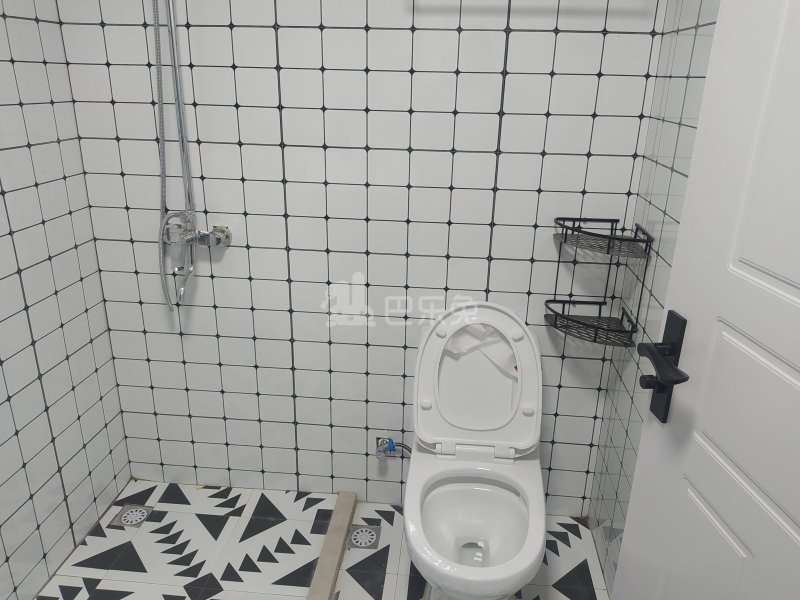 景华新苑8258809卫生间图9