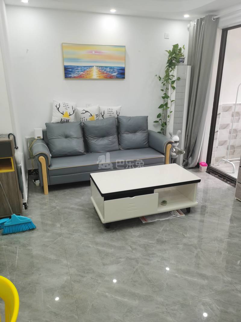 景华新苑8268583客厅图4