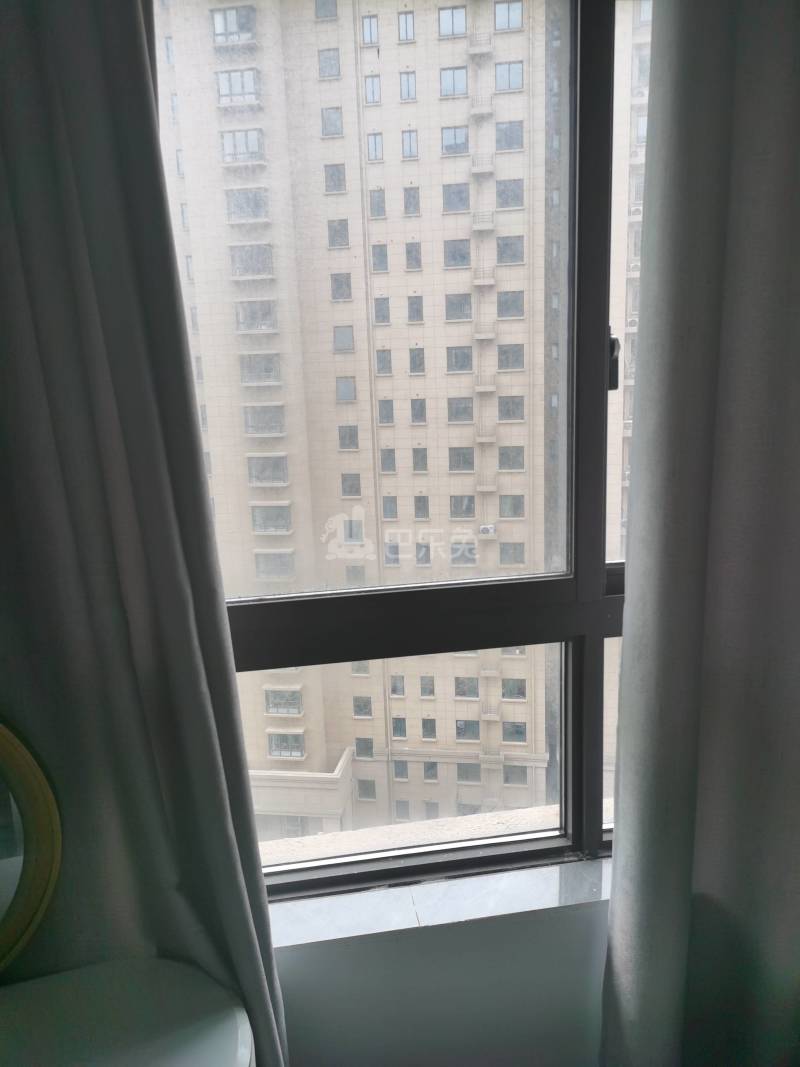 景华新苑8268583卧室窗户图9