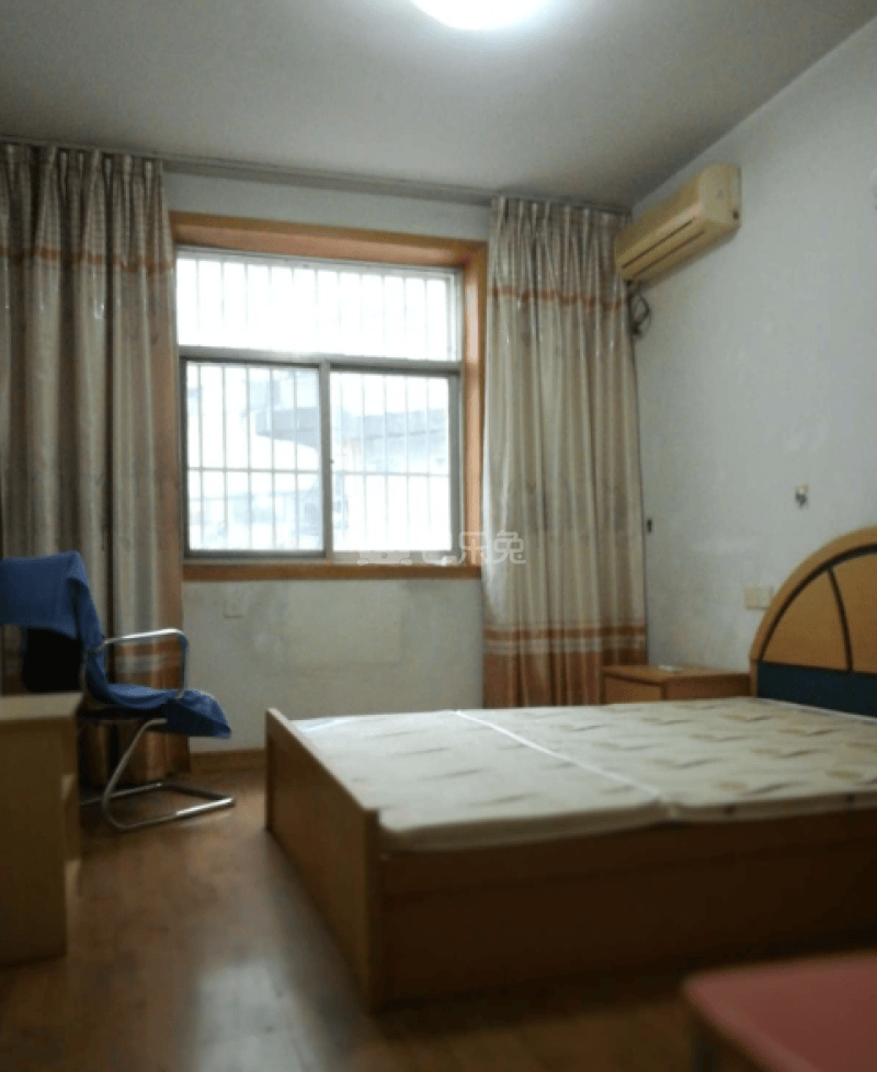 车站东巷8号院8299126卧室图3