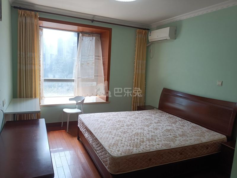 博泰景苑8306947卧室图0