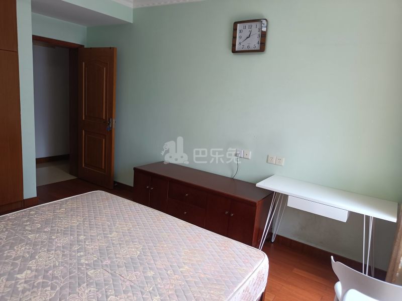 博泰景苑8306947卧室图3