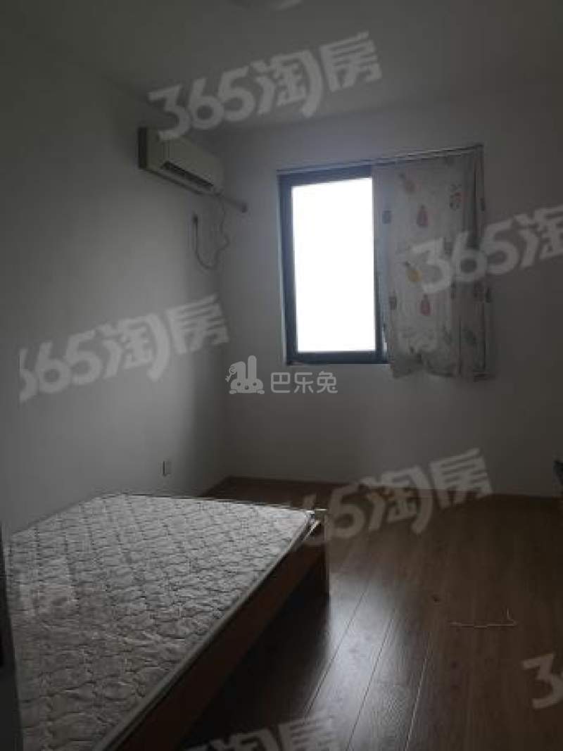 恒辉假日广场8322141卧室图1