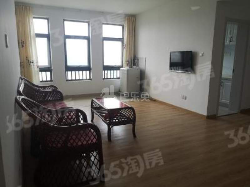 恒辉假日广场8322141卧室图4