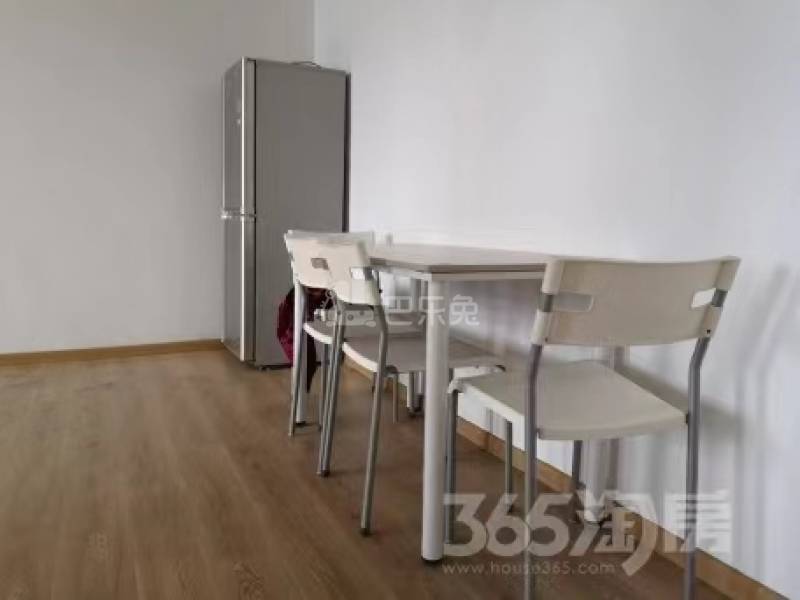 恒辉假日广场8322141周边环境图12