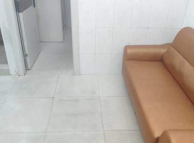 良宦溪南边街中华里4号 1室1厅1卫