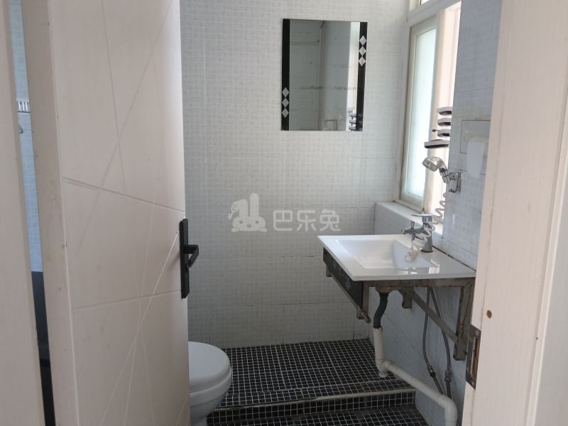 金昊雅苑北区8343400卫生间图6