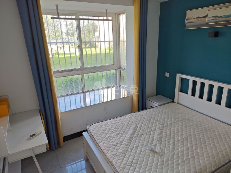 沁富佳苑8376053卧室图0