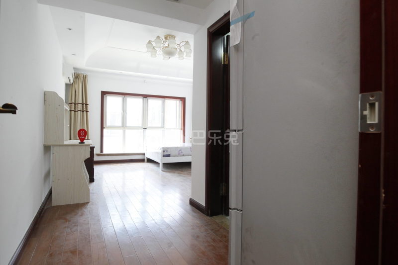 明珠公寓（徐泾店）838482卧室图3