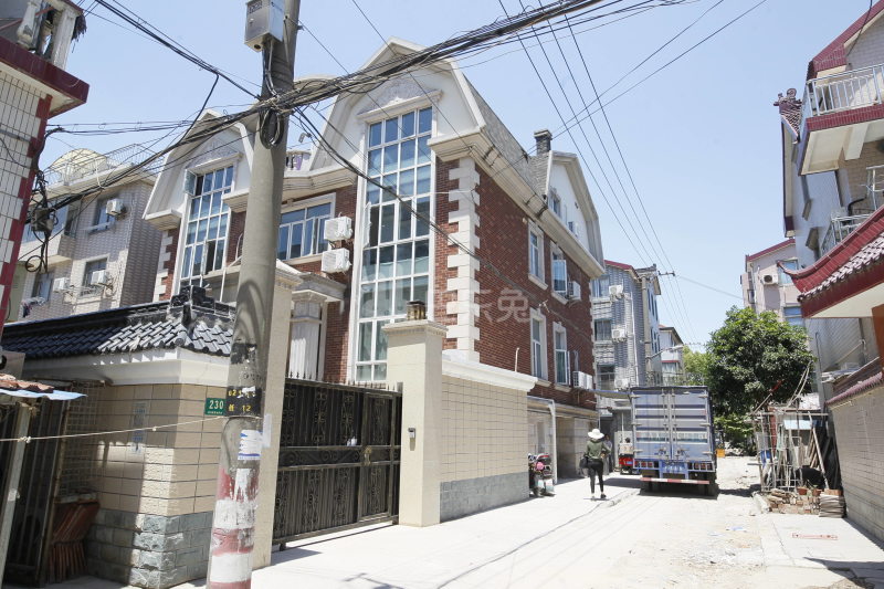 明珠公寓（徐泾店）838482周边环境图33