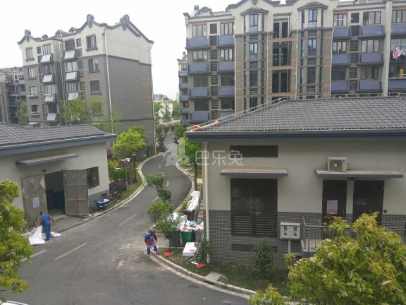 庐秀新苑西区（南埭路185弄）7053425周边环境图8