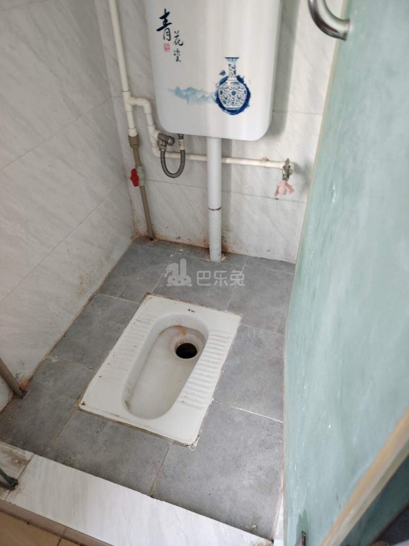 科苑花园48区8412576卫生间图4