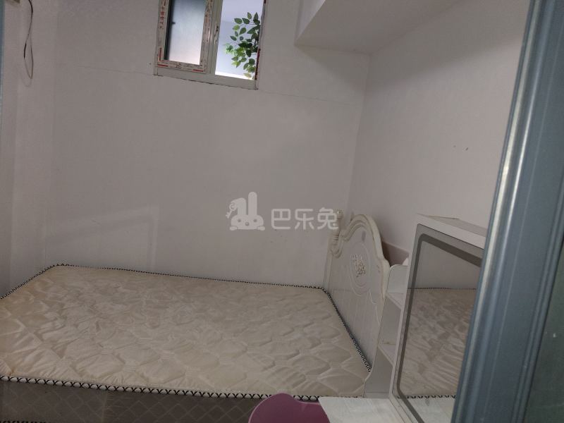 文化花园香榭丽苑（武川路75弄）8462383卧室图2