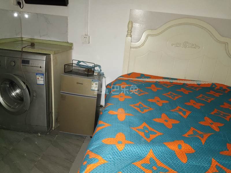 文化花园香榭丽苑（武川路75弄）8462388卧室图2