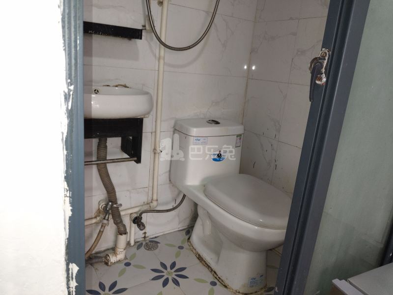 文化花园香榭丽苑（武川路75弄）8462389卫生间图5