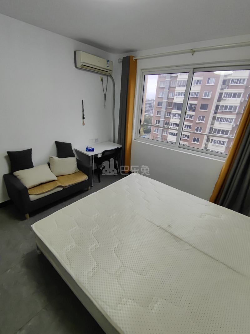 周康五村8474323卧室图2