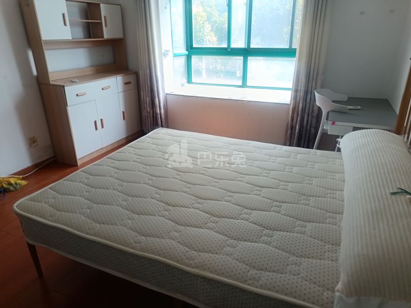 万临家园8489850卧室图2