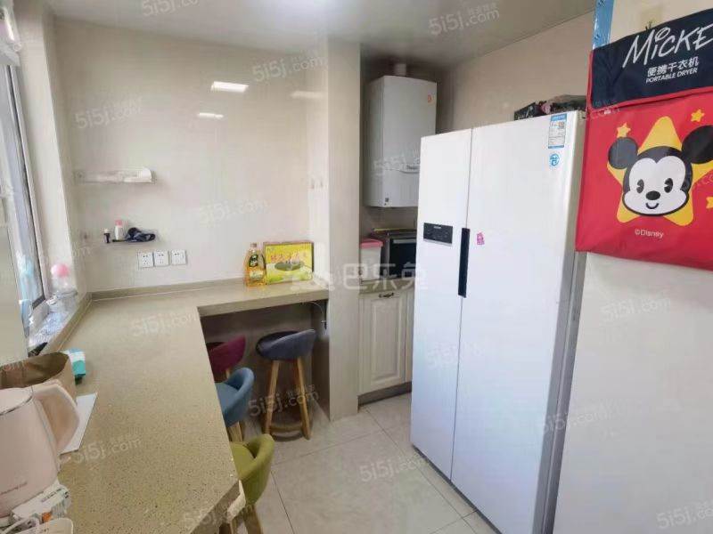 亚东城西区8504814卧室图0