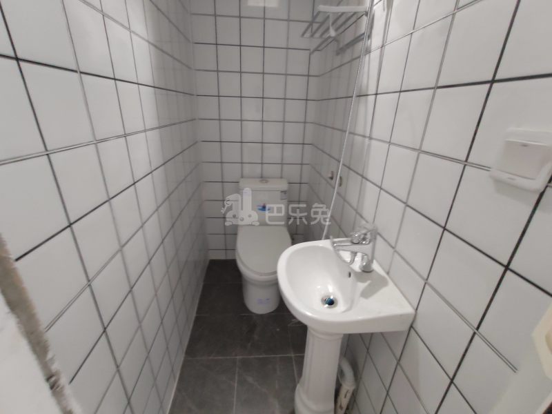 新月鸿锦苑2期东区（新月鸿瑞园）8505634卫生间图16