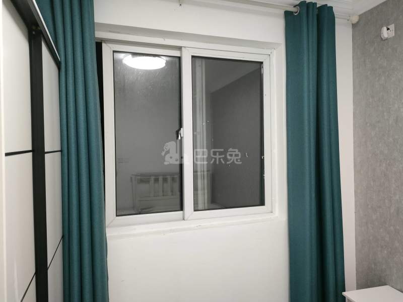 新月鸿锦苑2期东区（新月鸿瑞园）8505635卧室窗户图22