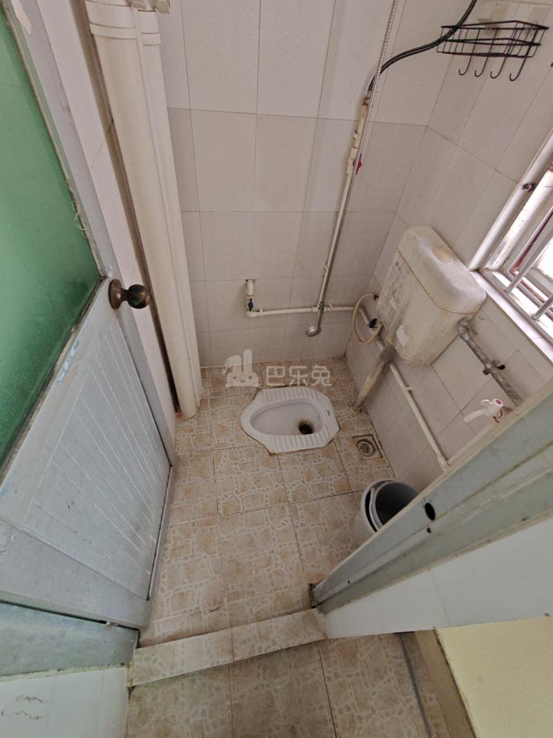 南园村8519915卫生间图5