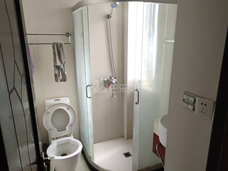 翠屏湾花园城（雍福龙庭）8520263卫生间图0