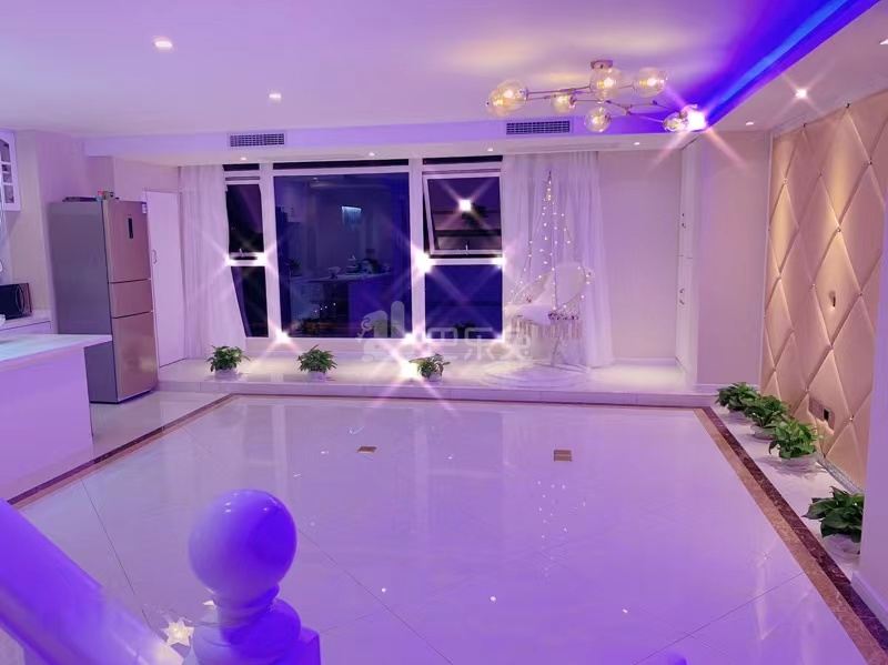 中央金地广场8538621卧室图6