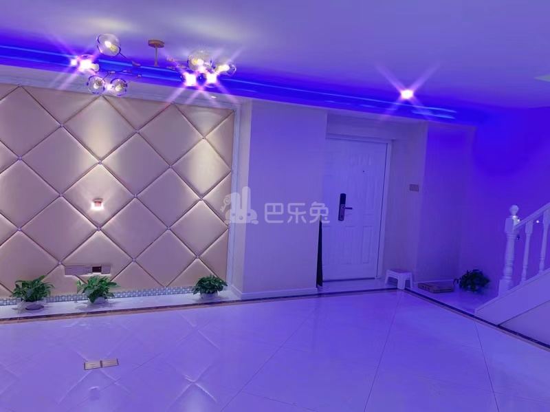 中央金地广场8538621卧室图2