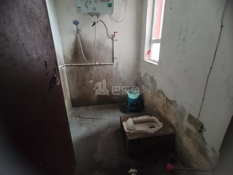 包桥小区（澄浏中路225弄）11827052卫生间图10