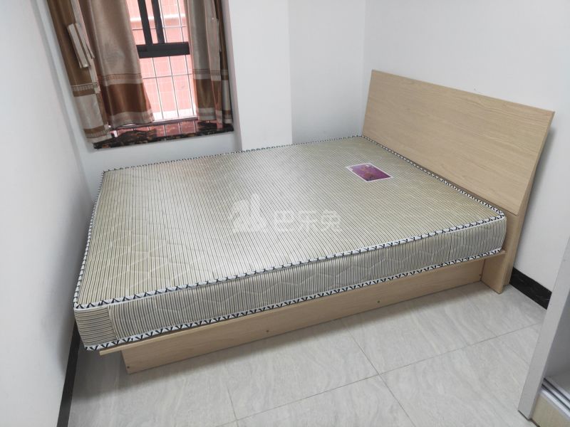 鹤边员村东街五巷4号8596034卧室图0