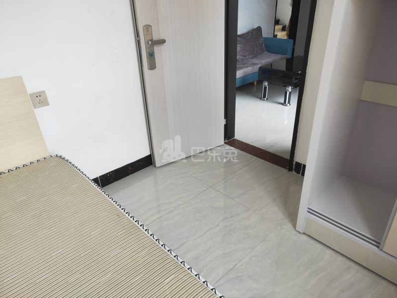 鹤边员村东街五巷4号8596034卧室图7