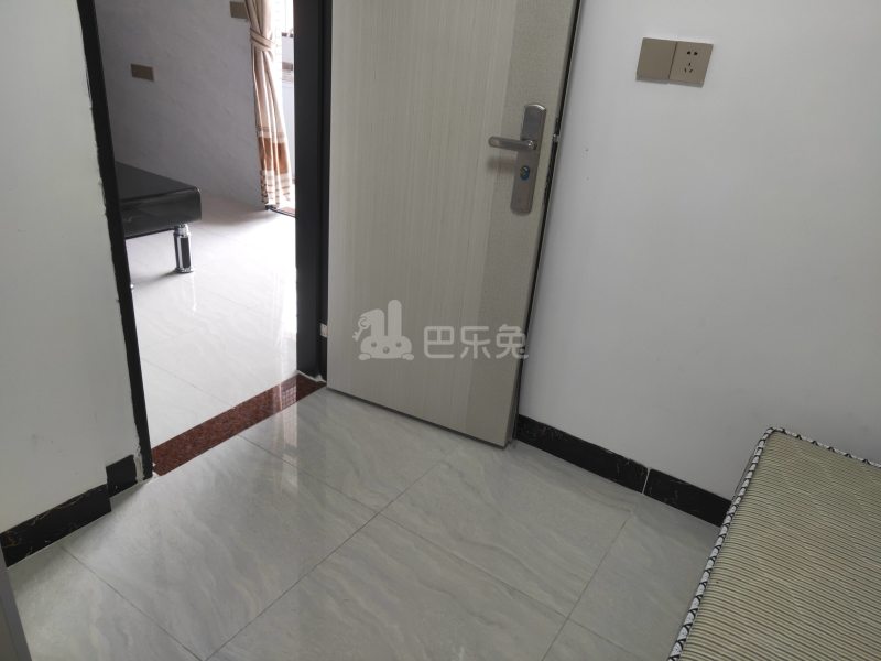 鹤边员村东街五巷4号8596034卧室图3