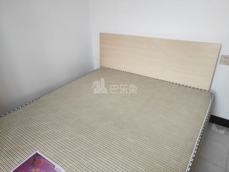 鹤边员村东街五巷4号8596034卧室图6