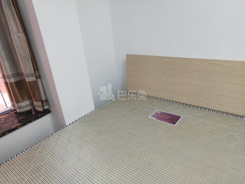 鹤边员村东街五巷4号8596034卧室图1