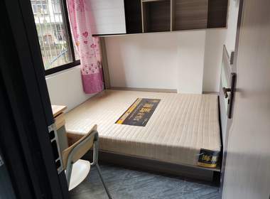 员村万芳园六巷8号 