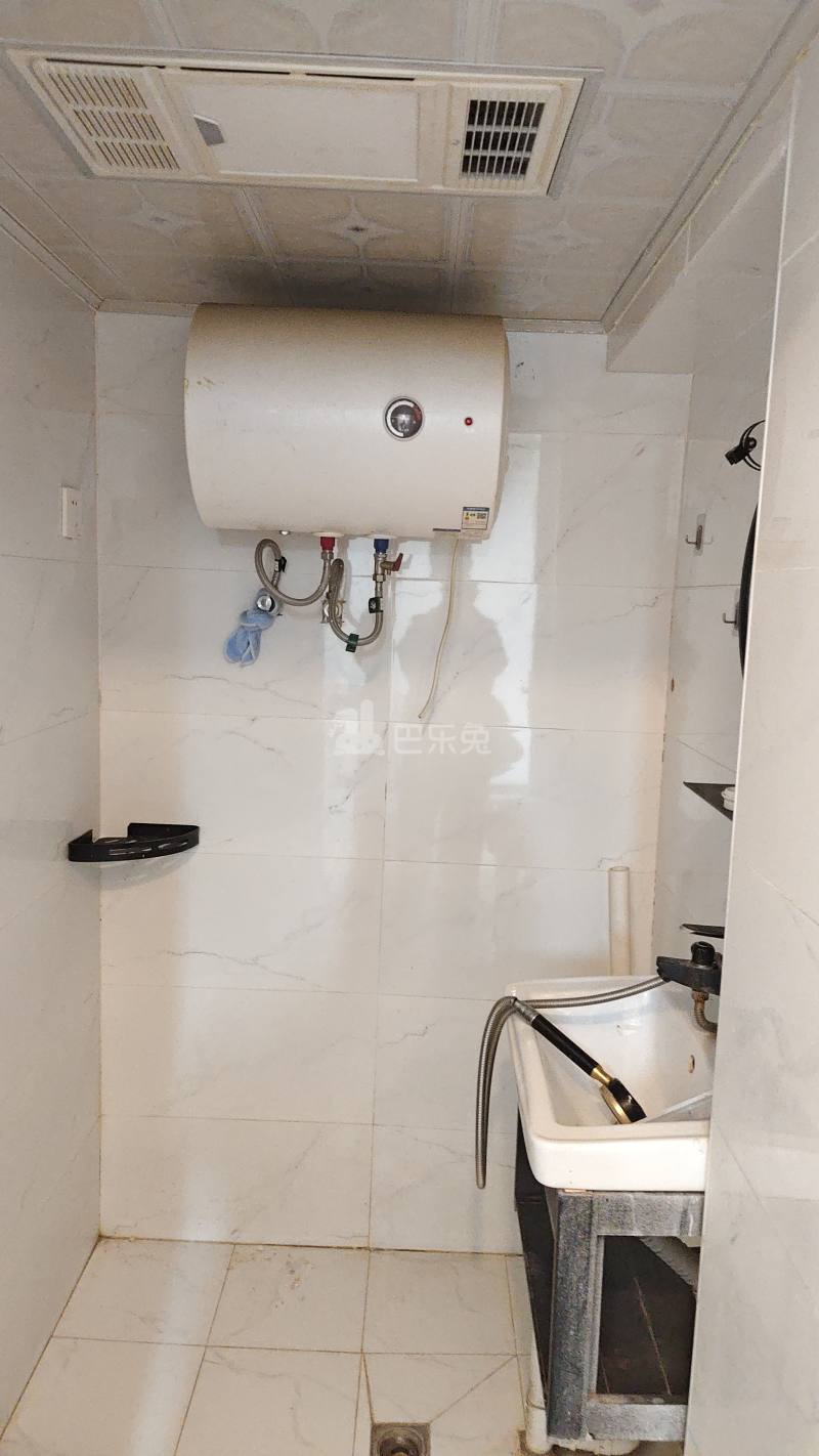 巷佳华苑1期8600543卫生间图6