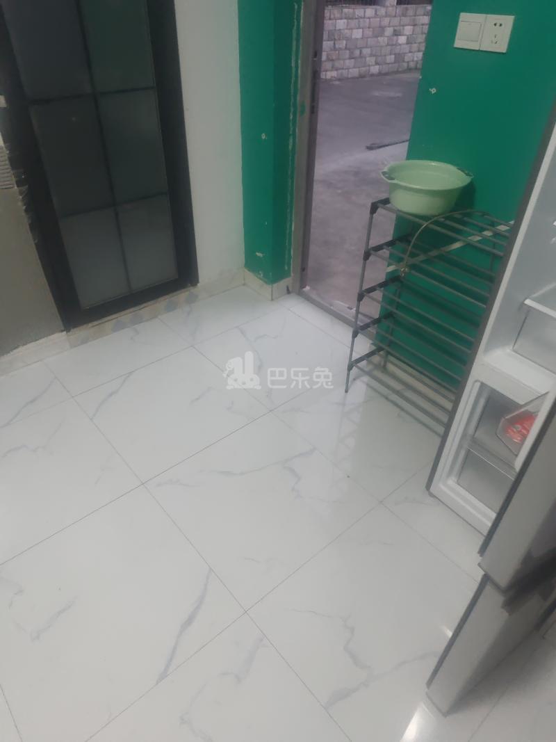 春雷村（民房）8632000卧室图3