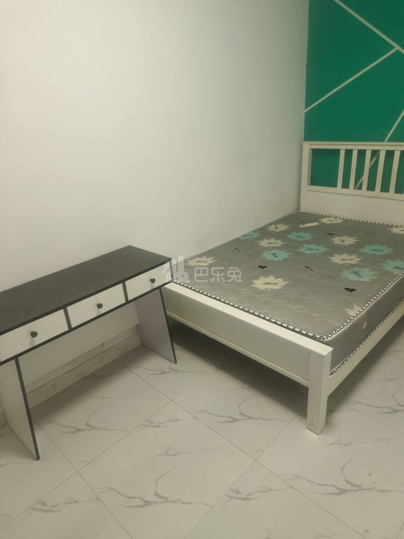 春雷村（民房）8632001卧室图0