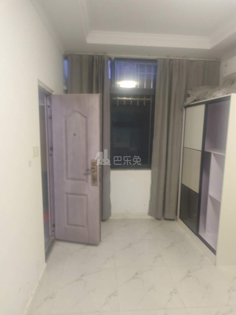 春雷村（民房）8632001卧室窗户图5