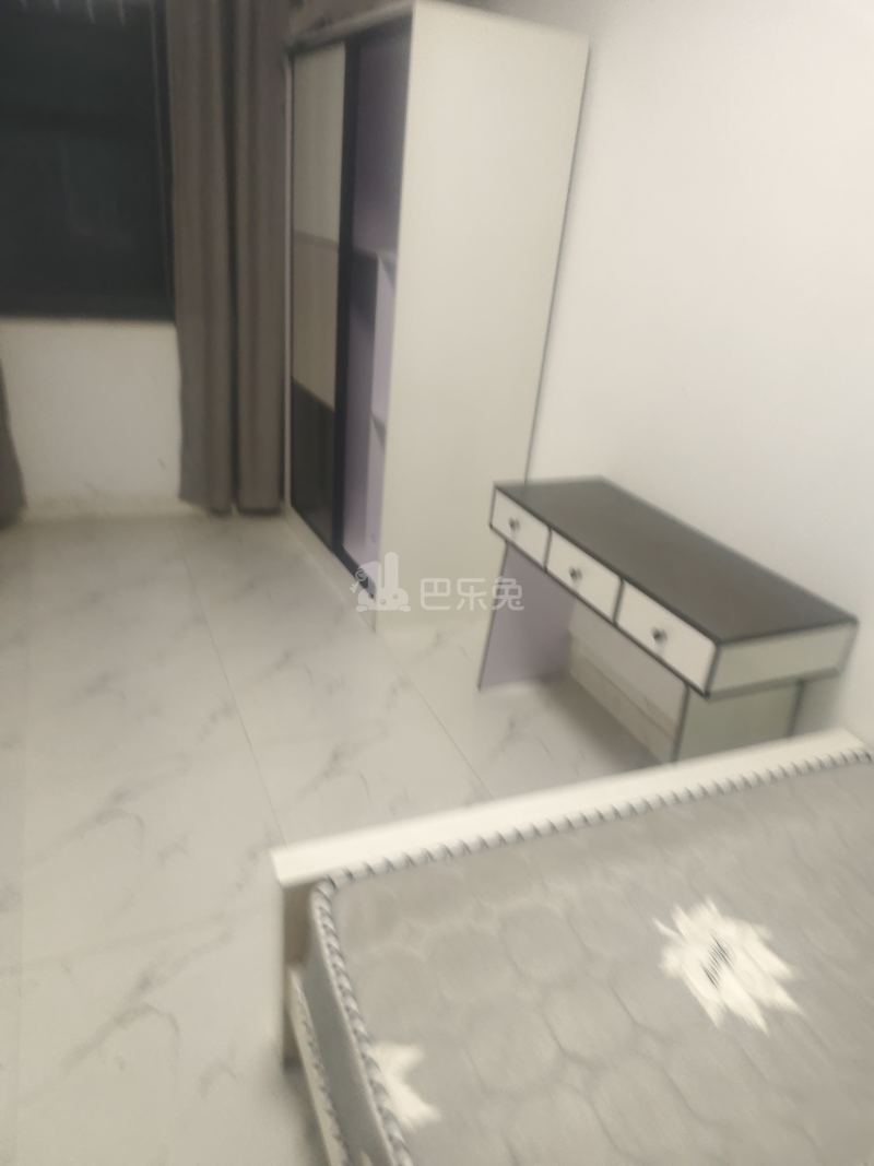 春雷村（民房）8632001卧室图2