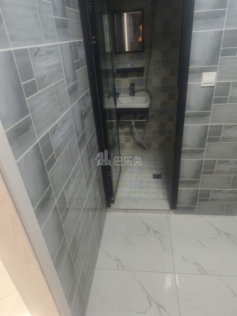 春雷村（民房）8632008卧室图1