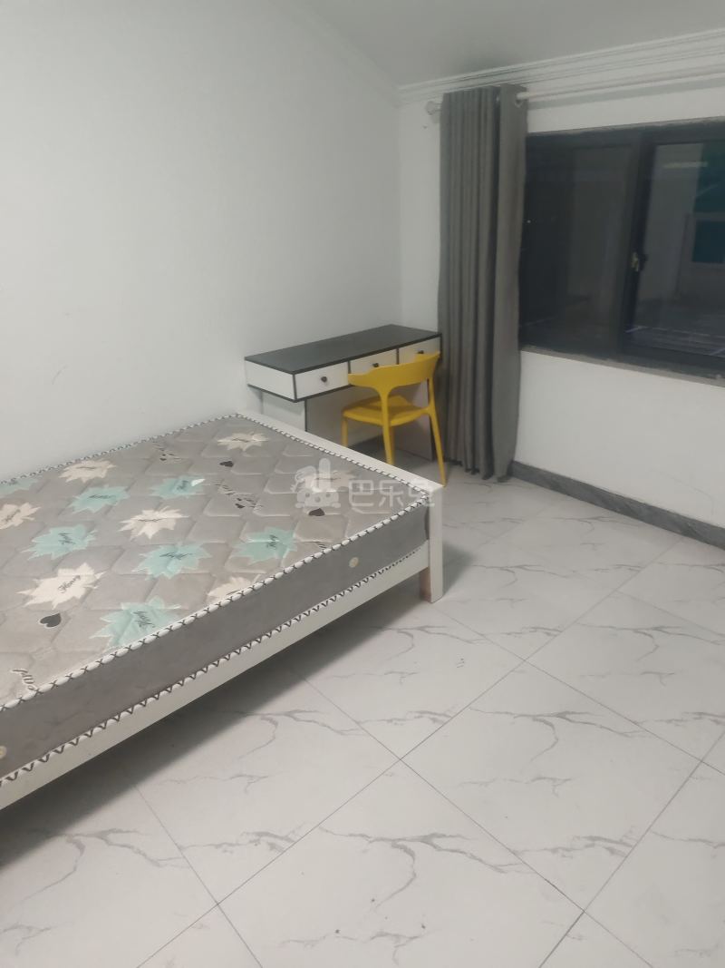 春雷村（民房）8632012卧室图1