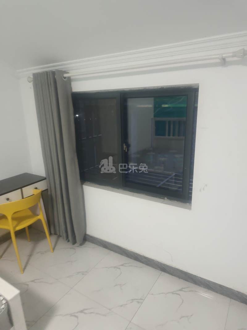 春雷村（民房）8632012卧室窗户图5