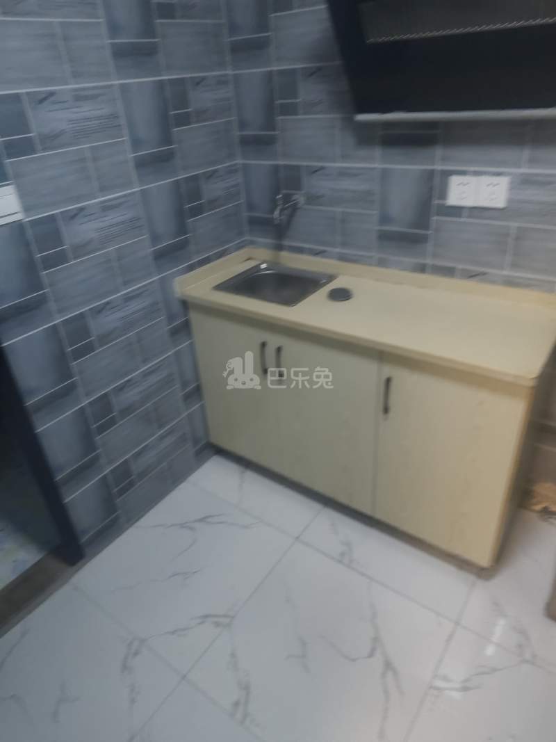 春雷村（民房）8632013卧室图3