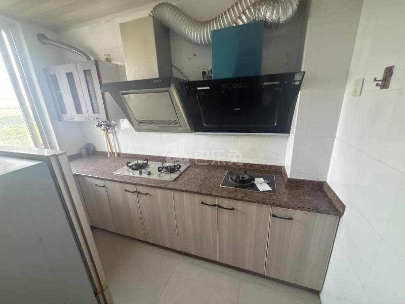 巷佳华苑1期8636295厨房图5