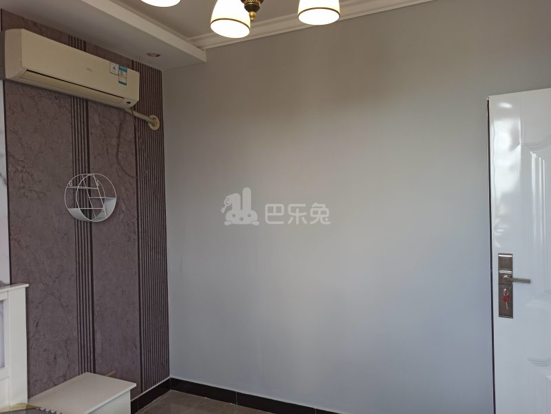 申城佳苑一期C块8642282卧室图5