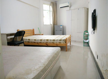 通河四村 1室0厅1卫