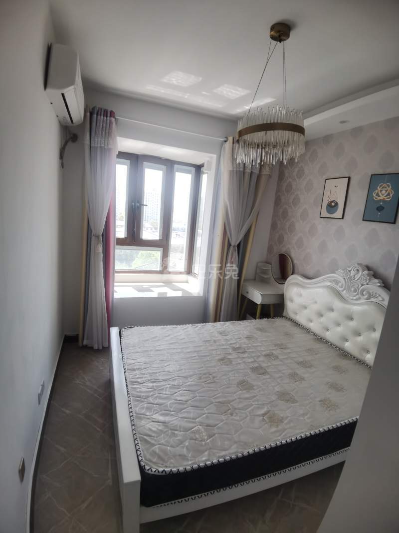 浦发东悦城8675566卧室图3