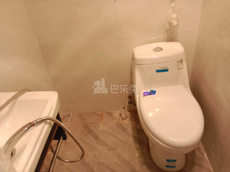 玉兰三村8675908卫生间图12