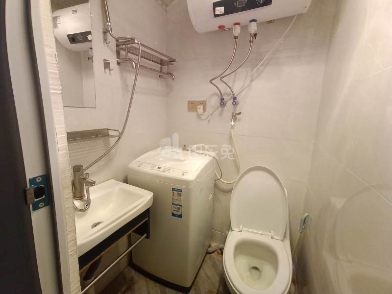 玉兰三村8675908卫生间图11